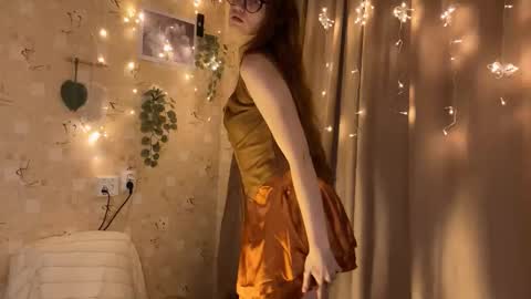 Hey Im Alice  online show from 11.29.25