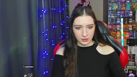 Snapshot of alice_bailey chatting on 01.11.25 Alice online show from 01.11.25