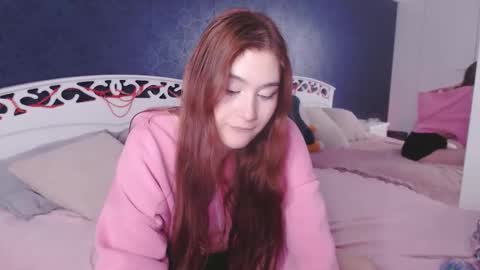 Snapshot of alice_clark13 chatting on 02.18.26 Alis online show from 02.18.26