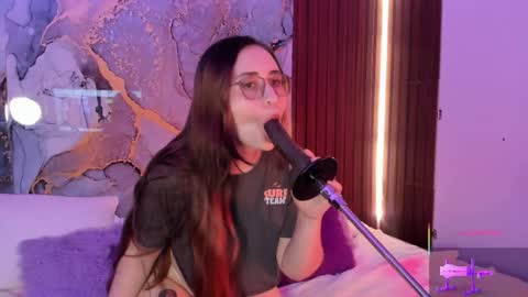 Mey online show from 12.14.25