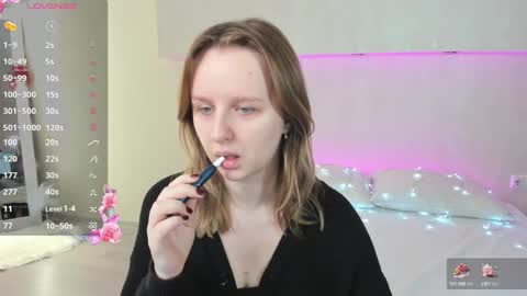 Snapshot of alice_diva chatting on 12.22.24 Alice GMT2 Mon 3-9 AM Tue 3-9 AM Fri 3-9 AM Sat 3-9 AM Sun 3-9 AM online show from 12.22.24