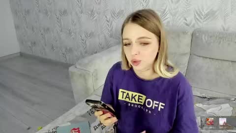 alice_halle online show from 05.13.26