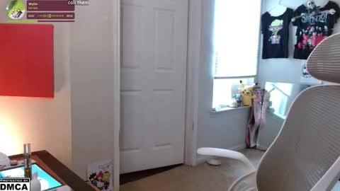 Snapshot of alice_hatchette chatting on 02.15.26 Alice Hatchette online show from 02.15.26