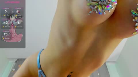 Snapshot of alice_miiiller chatting on 01.09.25 Alice online show from 01.09.25