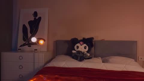 Snapshot of alice_miiiller chatting on 09.18.25 Alice online show from 09.18.25