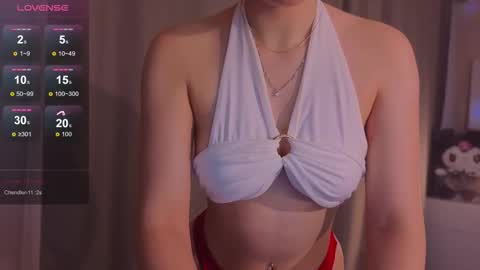 Snapshot of alice_miiiller chatting on 10.11.25 Alice online show from 10.11.25