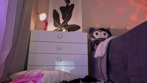 Snapshot of alice_miiiller chatting on 12.03.25 Alice online show from 12.03.25