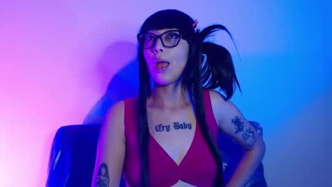 Snapshot of alice_phantom chatting on 01.17.26 online show from 01.17.26