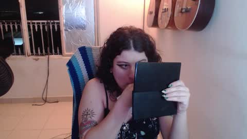 Snapshot of alice_psilocybe_sabina420 chatting on 12.05.25 Alicia Aldara online show from 12.05.25