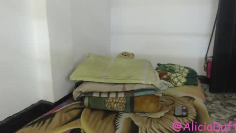 Alicia Aldara online show from 07.12.26