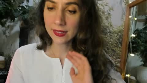 Snapshot of alice_sincere chatting on 06.27.26 Alice Love you all online show from 06.27.26