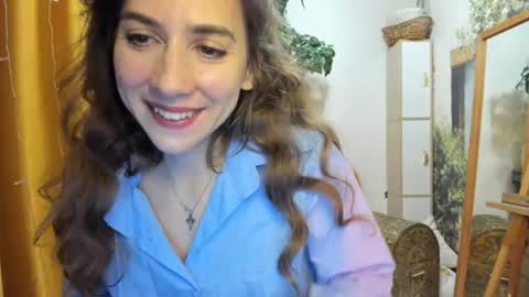 Snapshot of alice_sincere chatting on 07.27.26 Alice Love you all online show from 07.27.26