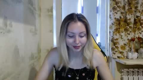 Alice smiles online show from 04.28.26