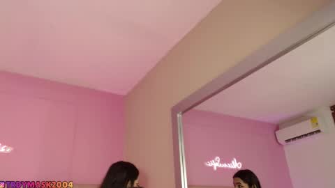 Sofia online show from 04.26.26
