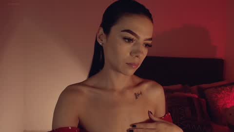 Snapshot of alice_steffen chatting on 02.09.25 evedam online show from 02.09.25