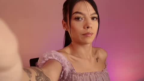 Snapshot of alice_steffen chatting on 02.14.25 evedam online show from 02.14.25