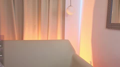 Snapshot of alice_steffen chatting on 09.26.25 evedam online show from 09.26.25