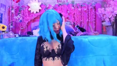     online show from 04.25.26