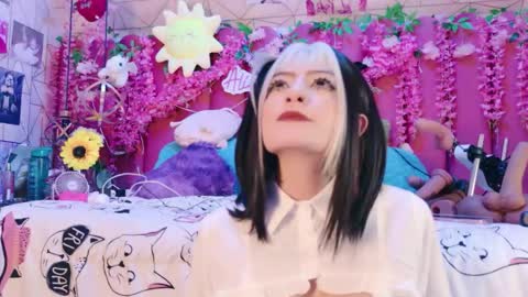     online show from 05.25.26