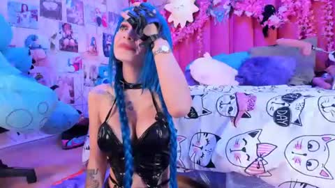     online show from 06.11.26