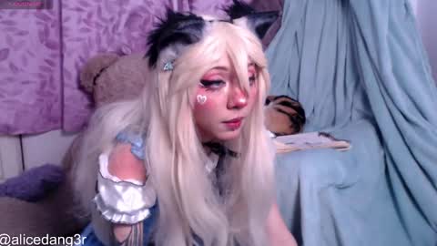 Snapshot of alicedang3r chatting on 02.15.25 Alice online show from 02.15.25