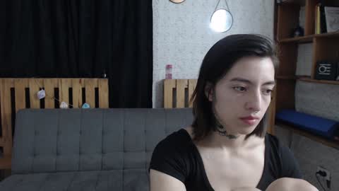 alicee_logan_ online show from 01.10.25