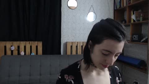 alicee_logan_ online show from 01.12.25