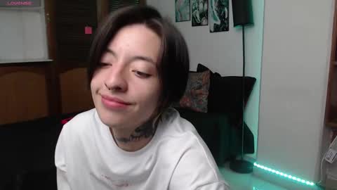 alicee_logan_ online show from 09.09.25