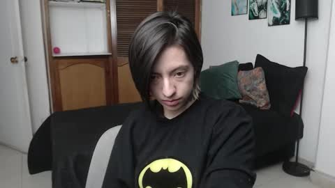 alicee_logan_ online show from 12.04.25