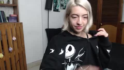 alicee_logan_ online show from 03.10.26