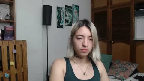 alicee_logan_ online show from 06.15.26