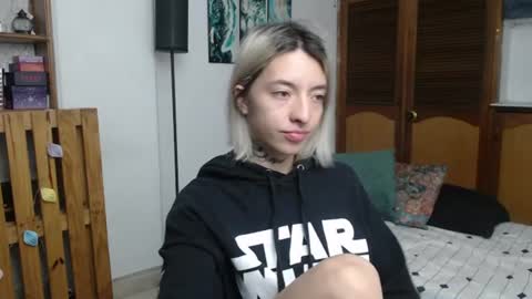 alicee_logan_ online show from 06.16.26