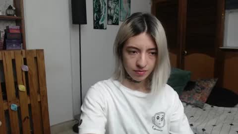 alicee_logan_ online show from 06.18.26