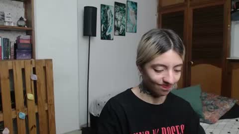alicee_logan_ online show from 06.24.26