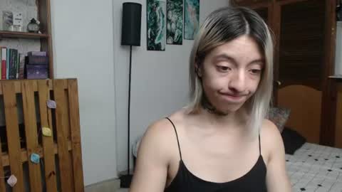alicee_logan_ online show from 07.05.26