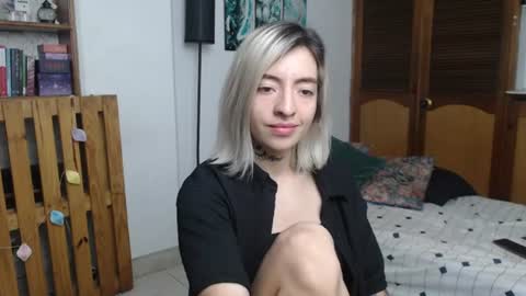 alicee_logan_ online show from 07.13.26