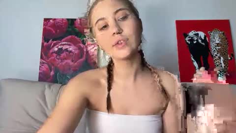 aliceinlustland online show from 05.15.26
