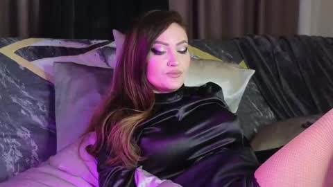 alicejameson online show from 03.11.25