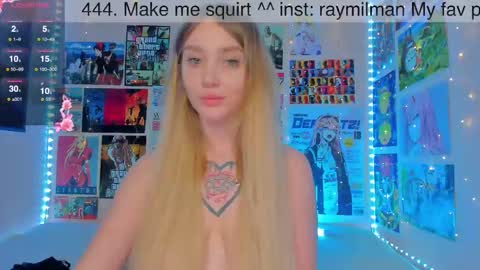 Snapshot of alicemilman chatting on 12.27.24 Alice  online show from 12.27.24