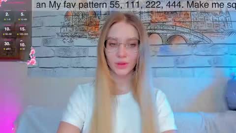 Snapshot of alicemilman chatting on 02.07.25 Alice  online show from 02.07.25