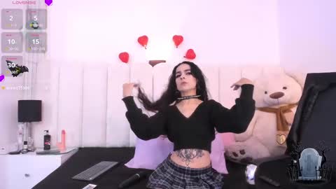 Snapshot of alicenoir_ chatting on 02.16.25 alicenoir_ online show from 02.16.25