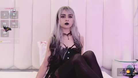 Snapshot of alicenoir_ chatting on 09.28.25 alicenoir_ online show from 09.28.25