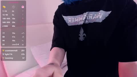 Snapshot of alicentity chatting on 12.17.25 Alice online show from 12.17.25