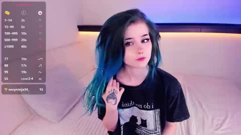 Snapshot of alicentity chatting on 03.11.26 Alice online show from 03.11.26