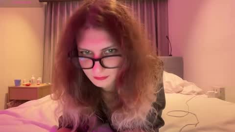 AlicePinkhead online show from 04.09.26