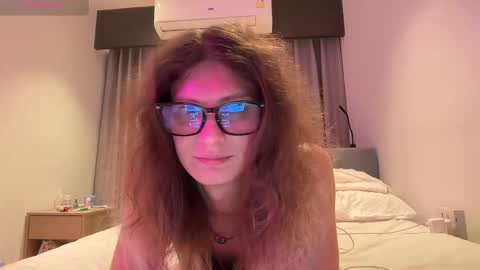 AlicePinkhead online show from 05.29.26