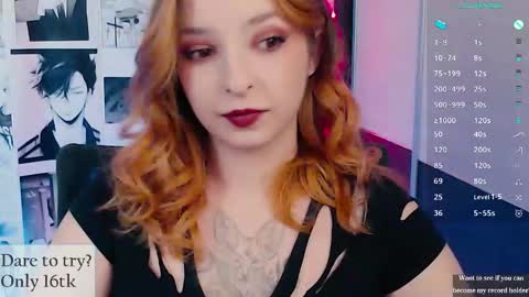 Snapshot of aliceriddle1 chatting on 09.28.25 aliceriddle1 online show from 09.28.25