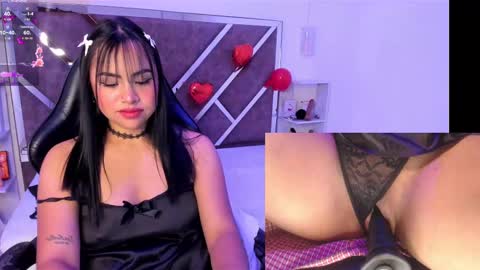 Snapshot of aliceroys chatting on 02.26.25 Alice online show from 02.26.25