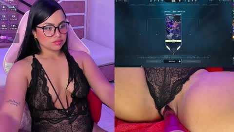 Snapshot of aliceroys chatting on 03.10.25 Alice online show from 03.10.25