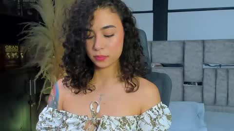 Alicestevens online show from 04.18.26